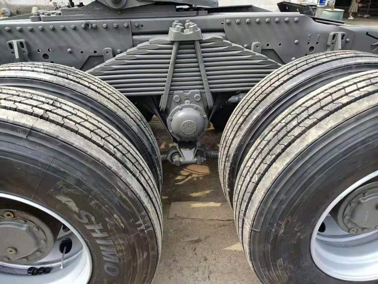 Howo 371 - Tegljač: slika Howo 371 - Tegljač Howo 371 - Tegljač: slika Howo 371 - Tegljač