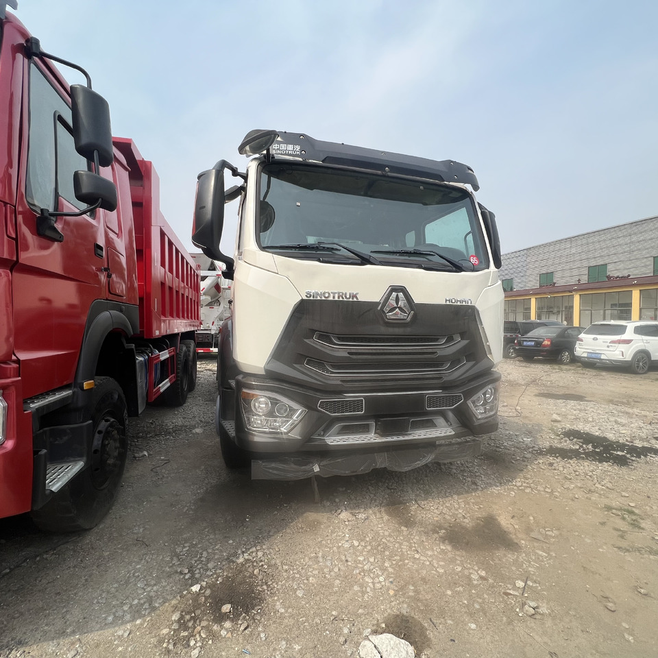 SINOTRUK HOHAN tralier head - Tegljač: slika SINOTRUK HOHAN tralier head - Tegljač SINOTRUK HOHAN tralier head - Tegljač: slika SINOTRUK HOHAN tralier head - Tegljač