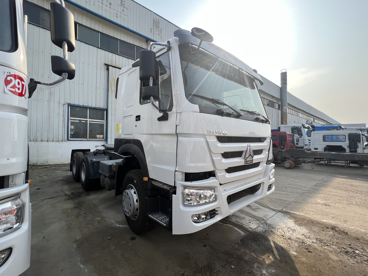 SINOTRUK HOWO tralier head - Tegljač: slika SINOTRUK HOWO tralier head - Tegljač SINOTRUK HOWO tralier head - Tegljač: slika SINOTRUK HOWO tralier head - Tegljač