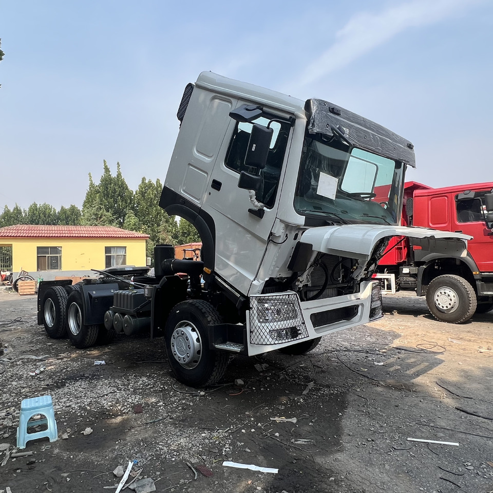 SINOTRUK Howo tractor head - Tegljač: slika SINOTRUK Howo tractor head - Tegljač SINOTRUK Howo tractor head - Tegljač: slika SINOTRUK Howo tractor head - Tegljač
