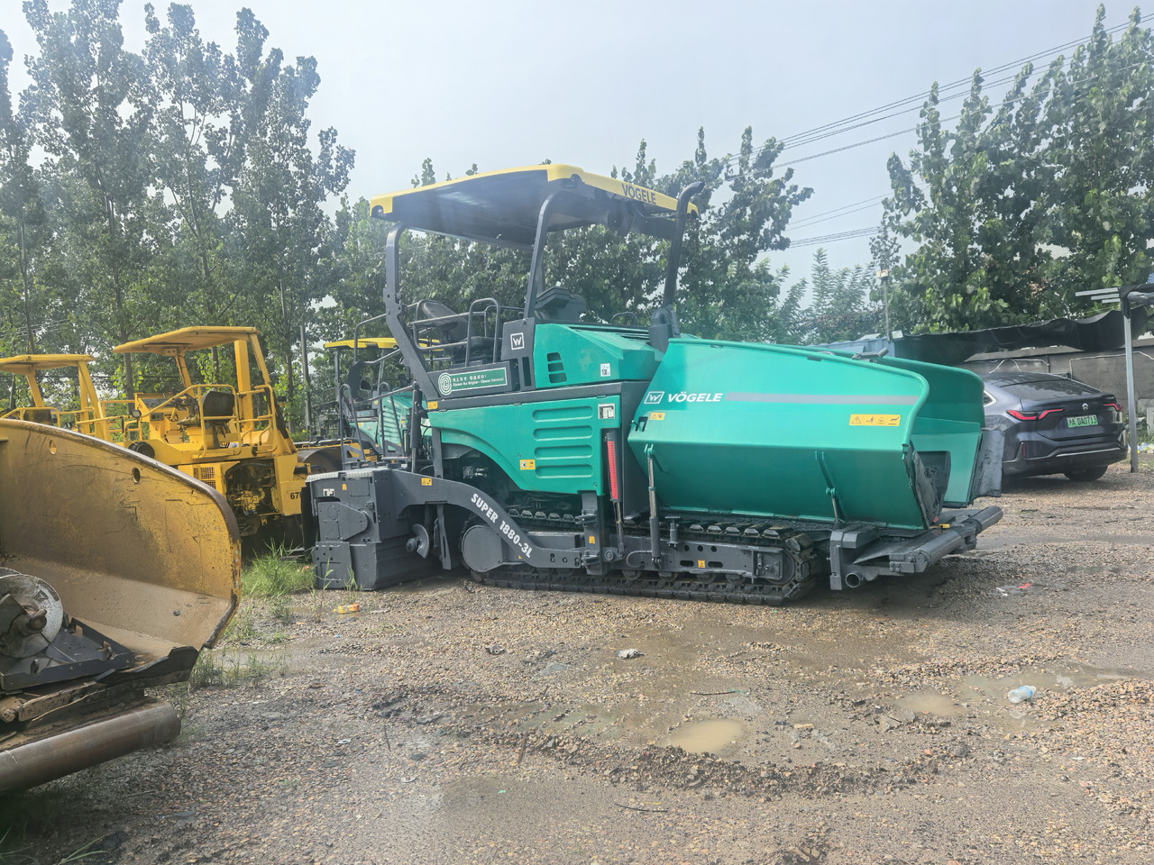 VOGELE 1880-3L - Finišer za asfalt: slika VOGELE 1880-3L - Finišer za asfalt VOGELE 1880-3L - Finišer za asfalt: slika VOGELE 1880-3L - Finišer za asfalt