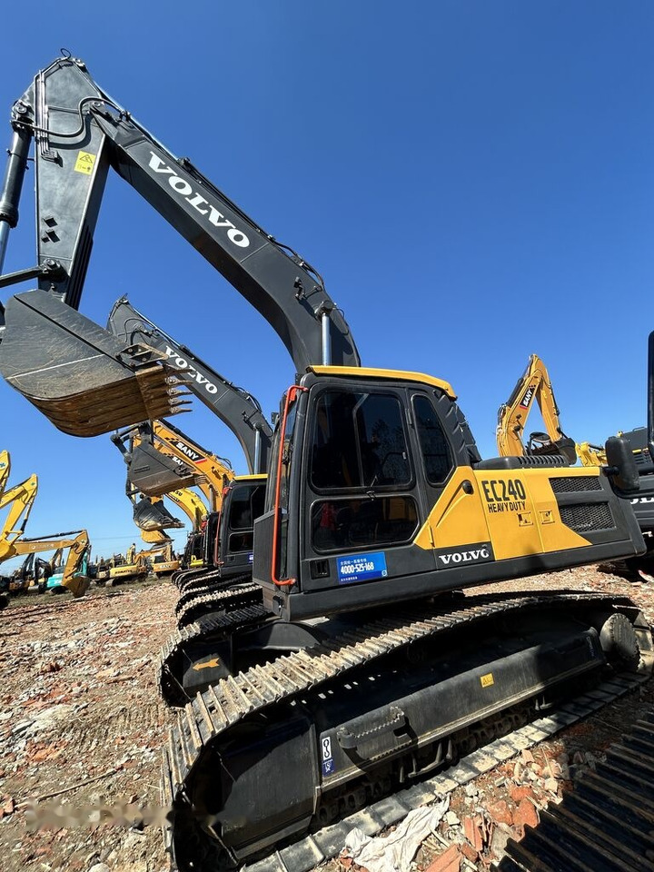Volvo EC240 - Bager gusjeničar: slika Volvo EC240 - Bager gusjeničar Volvo EC240 - Bager gusjeničar: slika Volvo EC240 - Bager gusjeničar