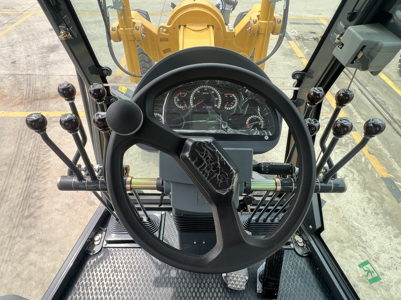 XCMG GR165 - Grejder: slika XCMG GR165 - Grejder XCMG GR165 - Grejder: slika XCMG GR165 - Grejder