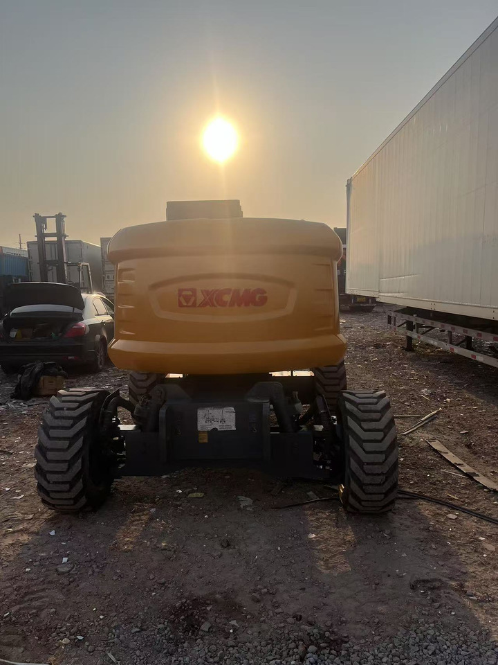 Podizna platforma montirana na kamion XCMG GTBZ14 aerial platform: slika Podizna platforma montirana na kamion XCMG GTBZ14 aerial platform Podizna platforma montirana na kamion XCMG GTBZ14 aerial platform: slika Podizna platforma montirana na kamion XCMG GTBZ14 aerial platform