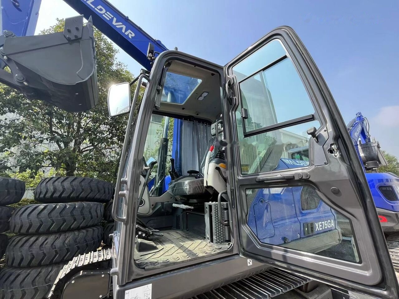 Novi Mini bager XCMG XE75GA New machine: slika Novi Mini bager XCMG XE75GA New machine