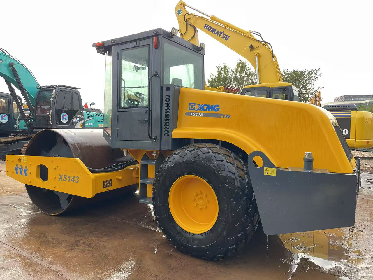 Kompaktor XCMG XS143: slika Kompaktor XCMG XS143
