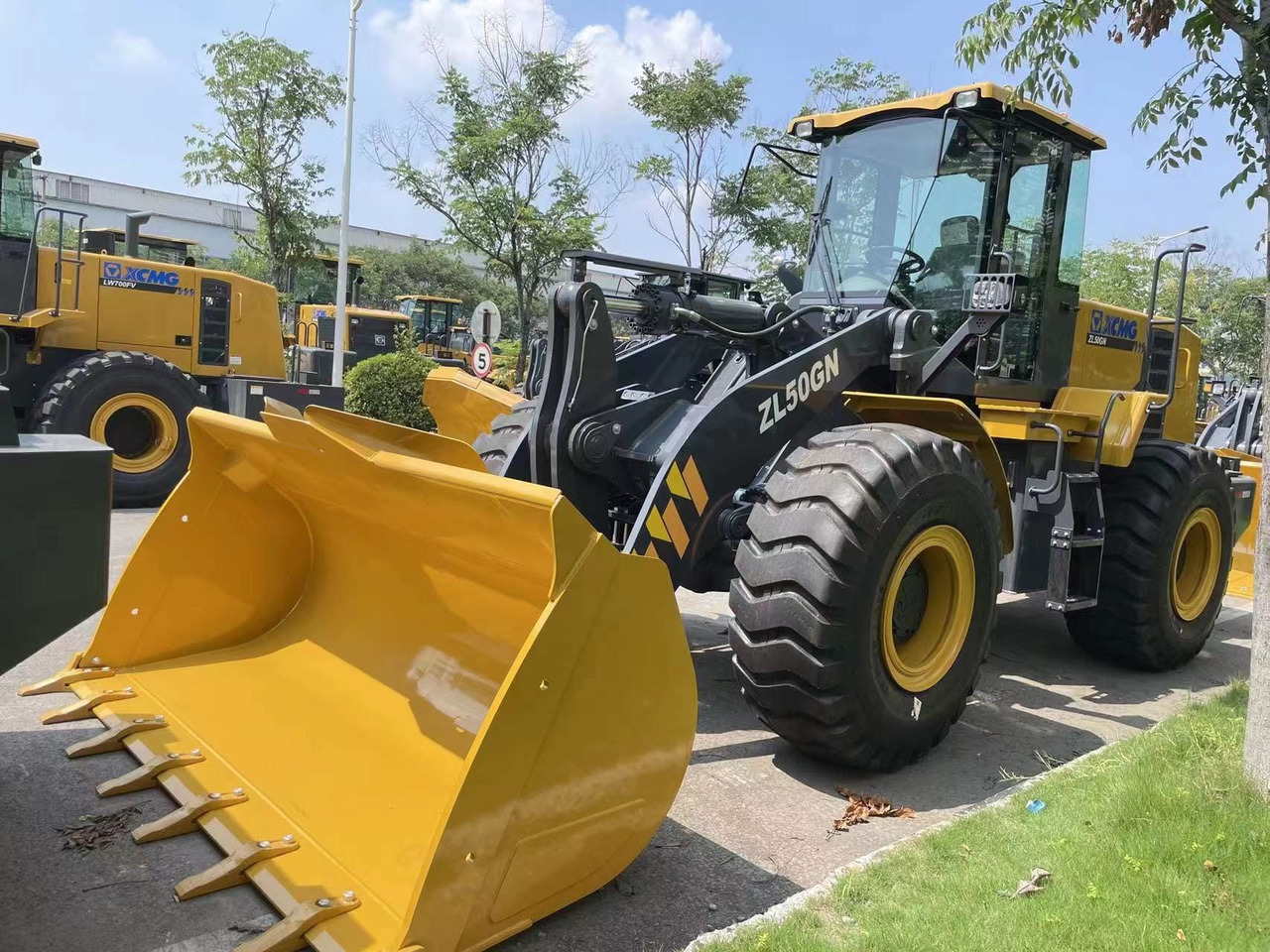 XCMG ZL50GN - Utovarivač na kotačima: slika XCMG ZL50GN - Utovarivač na kotačima XCMG ZL50GN - Utovarivač na kotačima: slika XCMG ZL50GN - Utovarivač na kotačima