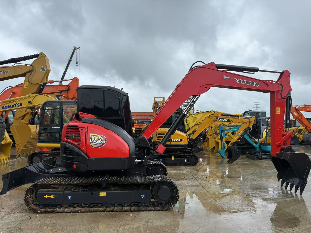 YANMAR VIO55 - Mini bager: slika YANMAR VIO55 - Mini bager YANMAR VIO55 - Mini bager: slika YANMAR VIO55 - Mini bager