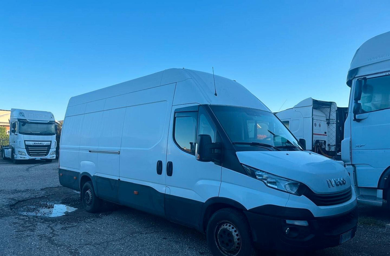 Iveco Daily 35-160 Passo Lungo e Tetto Alto L3H2 - Furgon: slika Iveco Daily 35-160 Passo Lungo e Tetto Alto L3H2 - Furgon Iveco Daily 35-160 Passo Lungo e Tetto Alto L3H2 - Furgon: slika Iveco Daily 35-160 Passo Lungo e Tetto Alto L3H2 - Furgon
