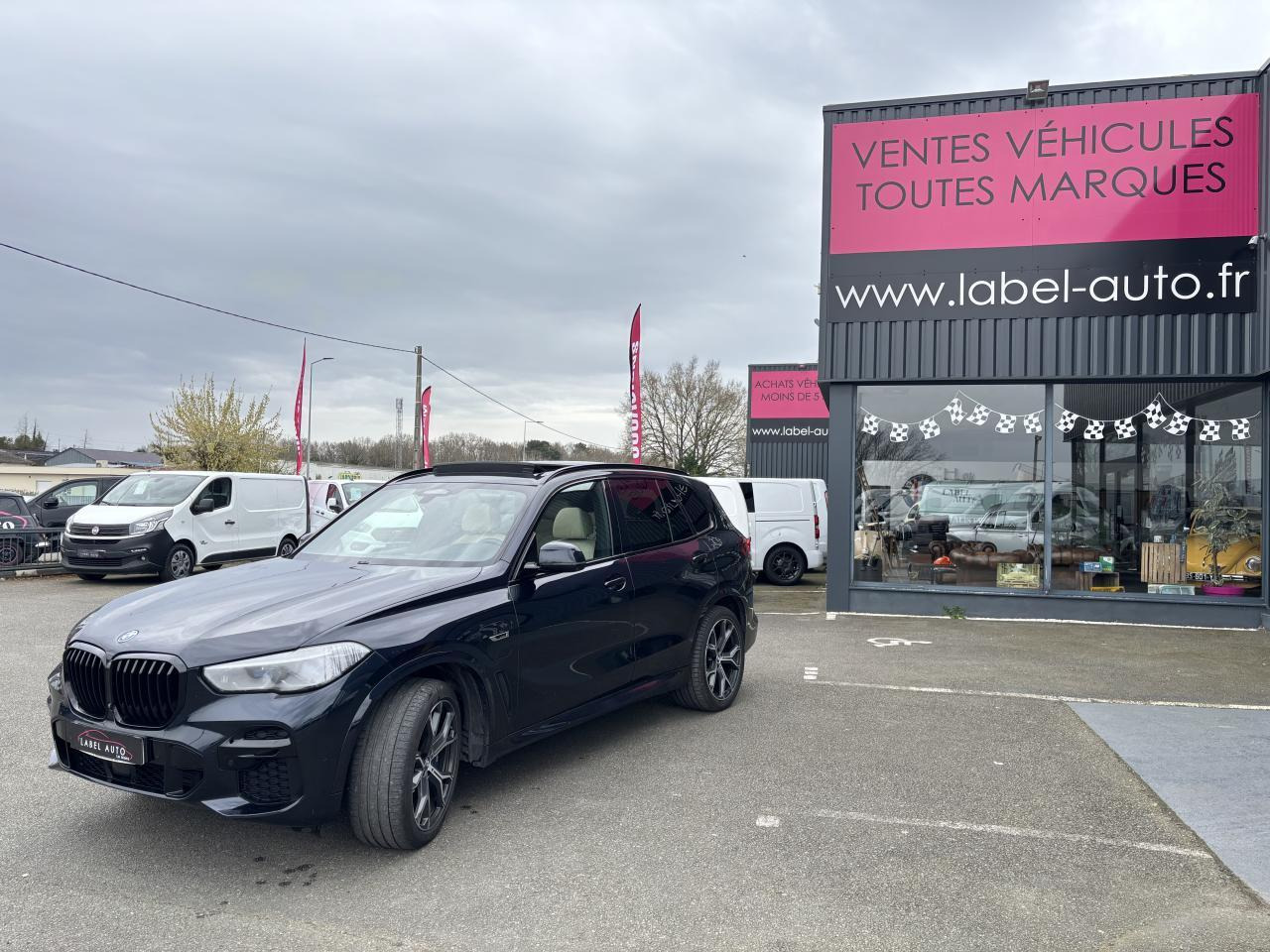 Bmw X5 XDRIVE45E 394CH M SPORT 17CV - SUV: slika Bmw X5 XDRIVE45E 394CH M SPORT 17CV - SUV Bmw X5 XDRIVE45E 394CH M SPORT 17CV - SUV: slika Bmw X5 XDRIVE45E 394CH M SPORT 17CV - SUV