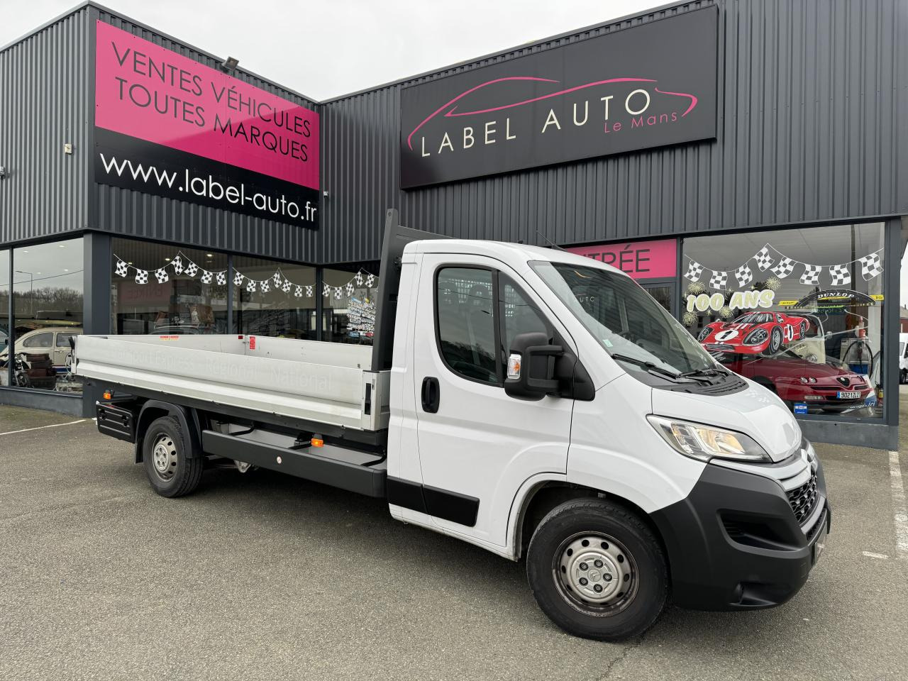 CITROEN CITROËN JUMPER 3T5 PLATEAU 4M20 2.2 HDI 140 CH - Dostavno vozilo s ravnom platformom: slika CITROEN CITROËN JUMPER 3T5 PLATEAU 4M20 2.2 HDI 140 CH - Dostavno vozilo s ravnom platformom CITROEN CITROËN JUMPER 3T5 PLATEAU 4M20 2.2 HDI 140 CH - Dostavno vozilo s ravnom platformom: slika CITROEN CITROËN JUMPER 3T5 PLATEAU 4M20 2.2 HDI 140 CH - Dostavno vozilo s ravnom platformom