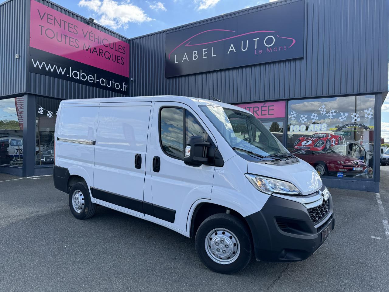 CITROEN Jumper 3.3t L1H1 2.2 HDi 140CH - Furgon: slika CITROEN Jumper 3.3t L1H1 2.2 HDi 140CH - Furgon CITROEN Jumper 3.3t L1H1 2.2 HDi 140CH - Furgon: slika CITROEN Jumper 3.3t L1H1 2.2 HDi 140CH - Furgon
