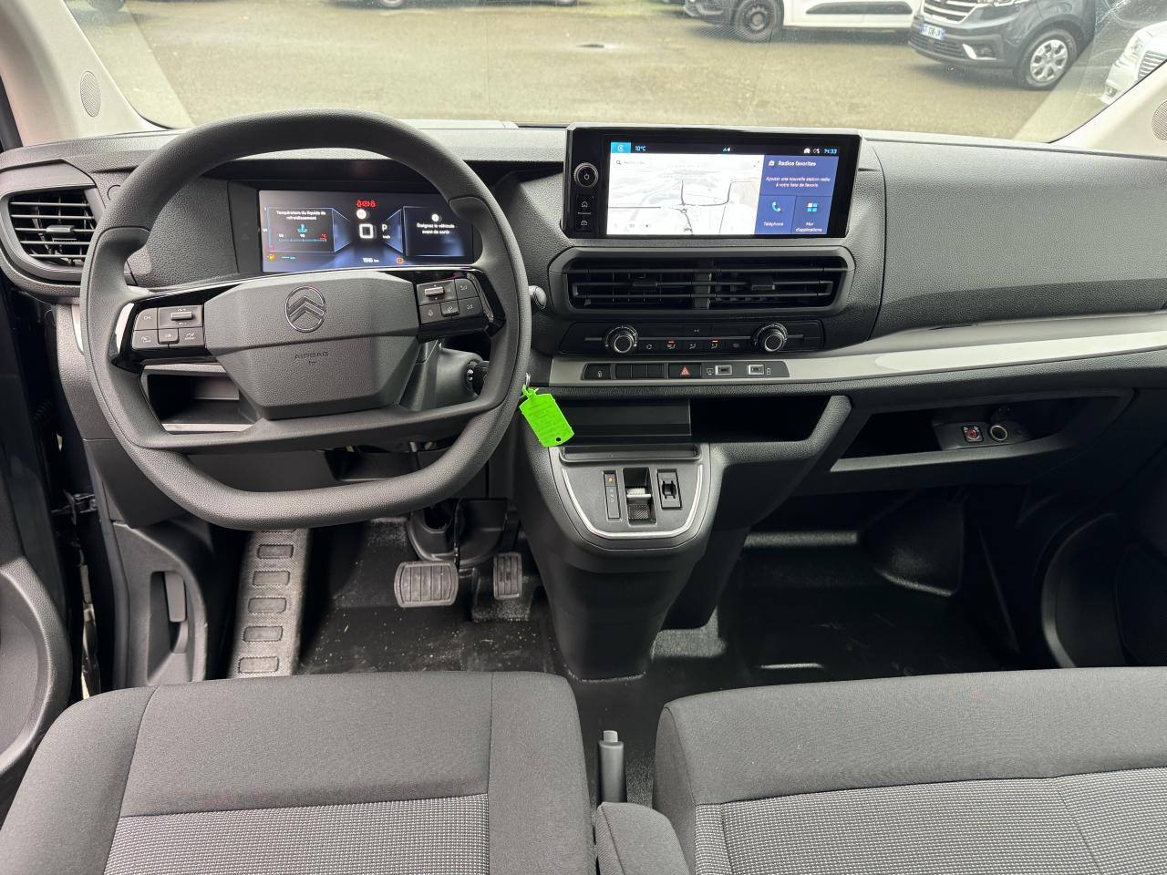 CITROEN Jumpy XL 2.0 BlueHDi - 180 S&S - BV EAT8 III CABINE APPROFONDIE Cabine approfondie Fixe PHASE 2 - Furgon: slika CITROEN Jumpy XL 2.0 BlueHDi - 180 S&S - BV EAT8 III CABINE APPROFONDIE Cabine approfondie Fixe PHASE 2 - Furgon CITROEN Jumpy XL 2.0 BlueHDi - 180 S&S - BV EAT8 III CABINE APPROFONDIE Cabine approfondie Fixe PHASE 2 - Furgon: slika CITROEN Jumpy XL 2.0 BlueHDi - 180 S&S - BV EAT8 III CABINE APPROFONDIE Cabine approfondie Fixe PHASE 2 - Furgon