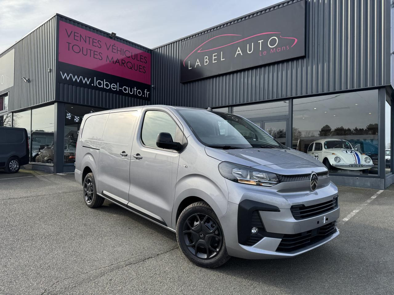 CITROEN Jumpy XL 2.0 BlueHDi - 180 S&S - BV EAT8 III FOURGON . PHASE 2 - Furgon: slika CITROEN Jumpy XL 2.0 BlueHDi - 180 S&S - BV EAT8 III FOURGON . PHASE 2 - Furgon CITROEN Jumpy XL 2.0 BlueHDi - 180 S&S - BV EAT8 III FOURGON . PHASE 2 - Furgon: slika CITROEN Jumpy XL 2.0 BlueHDi - 180 S&S - BV EAT8 III FOURGON . PHASE 2 - Furgon