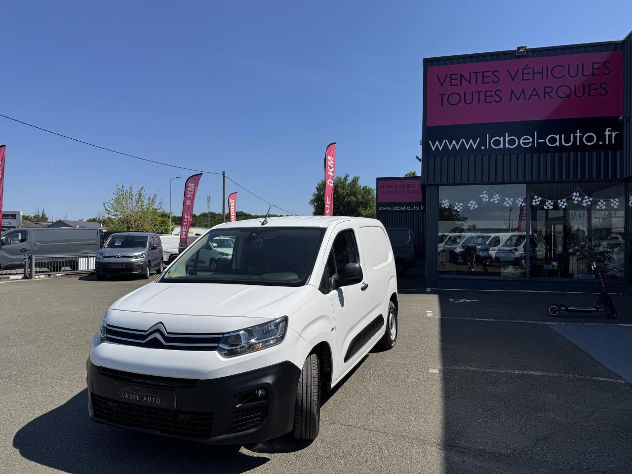 Mali kombi Citroen Berlingo M 650KG BLUEHDI 100 S&S DRIVER: slika Mali kombi Citroen Berlingo M 650KG BLUEHDI 100 S&S DRIVER
