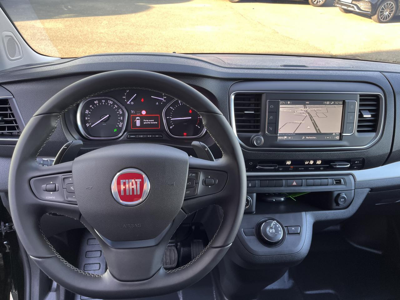 FIAT Scudo XL 2.0 BlueHDi - 180 S&S - BVA Cabine Approfondie 6 PLACES - Dostavno vozilo s dvostrukom kabinom: slika FIAT Scudo XL 2.0 BlueHDi - 180 S&S - BVA Cabine Approfondie 6 PLACES - Dostavno vozilo s dvostrukom kabinom FIAT Scudo XL 2.0 BlueHDi - 180 S&S - BVA Cabine Approfondie 6 PLACES - Dostavno vozilo s dvostrukom kabinom: slika FIAT Scudo XL 2.0 BlueHDi - 180 S&S - BVA Cabine Approfondie 6 PLACES - Dostavno vozilo s dvostrukom kabinom