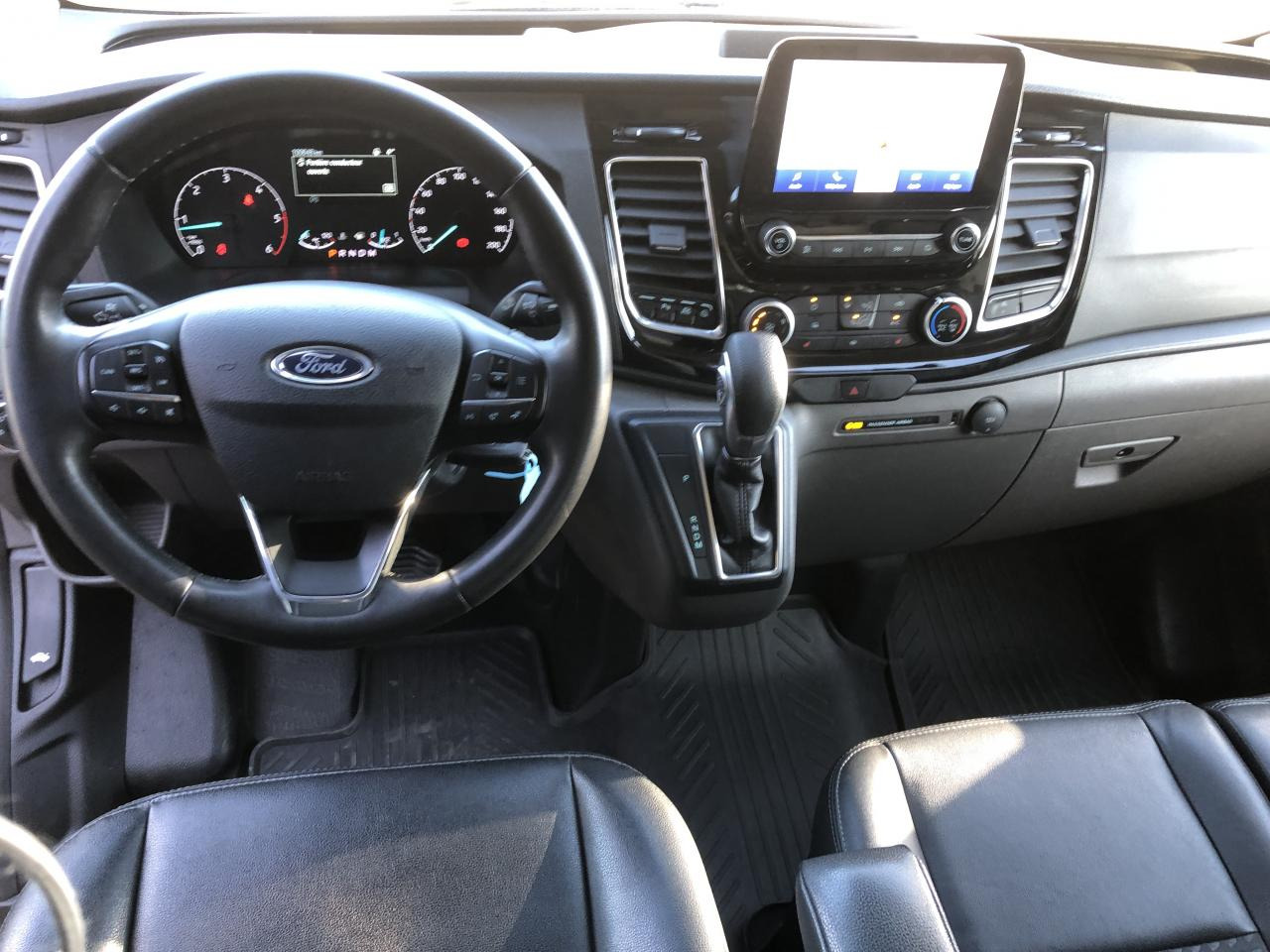 FORD Transit Custom 2.0 EcoBlue 185 ch BVA Fourgon 290 L1H1 Sport - Furgon: slika FORD Transit Custom 2.0 EcoBlue 185 ch BVA Fourgon 290 L1H1 Sport - Furgon FORD Transit Custom 2.0 EcoBlue 185 ch BVA Fourgon 290 L1H1 Sport - Furgon: slika FORD Transit Custom 2.0 EcoBlue 185 ch BVA Fourgon 290 L1H1 Sport - Furgon