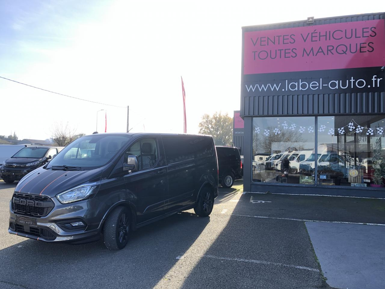 FORD Transit Custom 2.0 TDCi - 170 - BVA S&S TRANSIT CUSTOM FOURGON Fourgon 290 L1H1 Sport PHASE 2 - Furgon: slika FORD Transit Custom 2.0 TDCi - 170 - BVA S&S TRANSIT CUSTOM FOURGON Fourgon 290 L1H1 Sport PHASE 2 - Furgon FORD Transit Custom 2.0 TDCi - 170 - BVA S&S TRANSIT CUSTOM FOURGON Fourgon 290 L1H1 Sport PHASE 2 - Furgon: slika FORD Transit Custom 2.0 TDCi - 170 - BVA S&S TRANSIT CUSTOM FOURGON Fourgon 290 L1H1 Sport PHASE 2 - Furgon