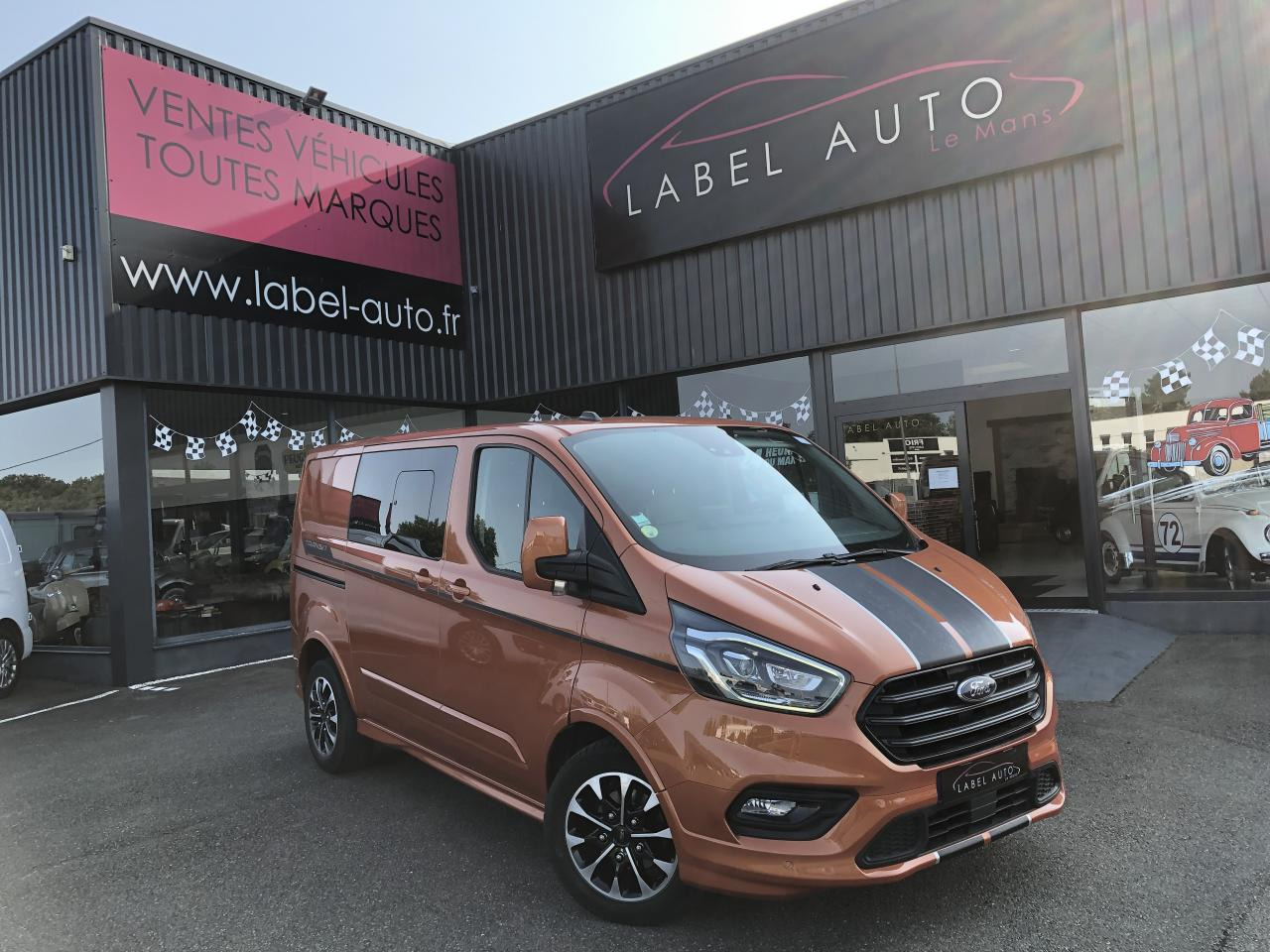 FORD Transit Custom CABINE APPROFONDIE 2.0 EcoBlue 170CH BVA - Furgon: slika FORD Transit Custom CABINE APPROFONDIE 2.0 EcoBlue 170CH BVA - Furgon FORD Transit Custom CABINE APPROFONDIE 2.0 EcoBlue 170CH BVA - Furgon: slika FORD Transit Custom CABINE APPROFONDIE 2.0 EcoBlue 170CH BVA - Furgon