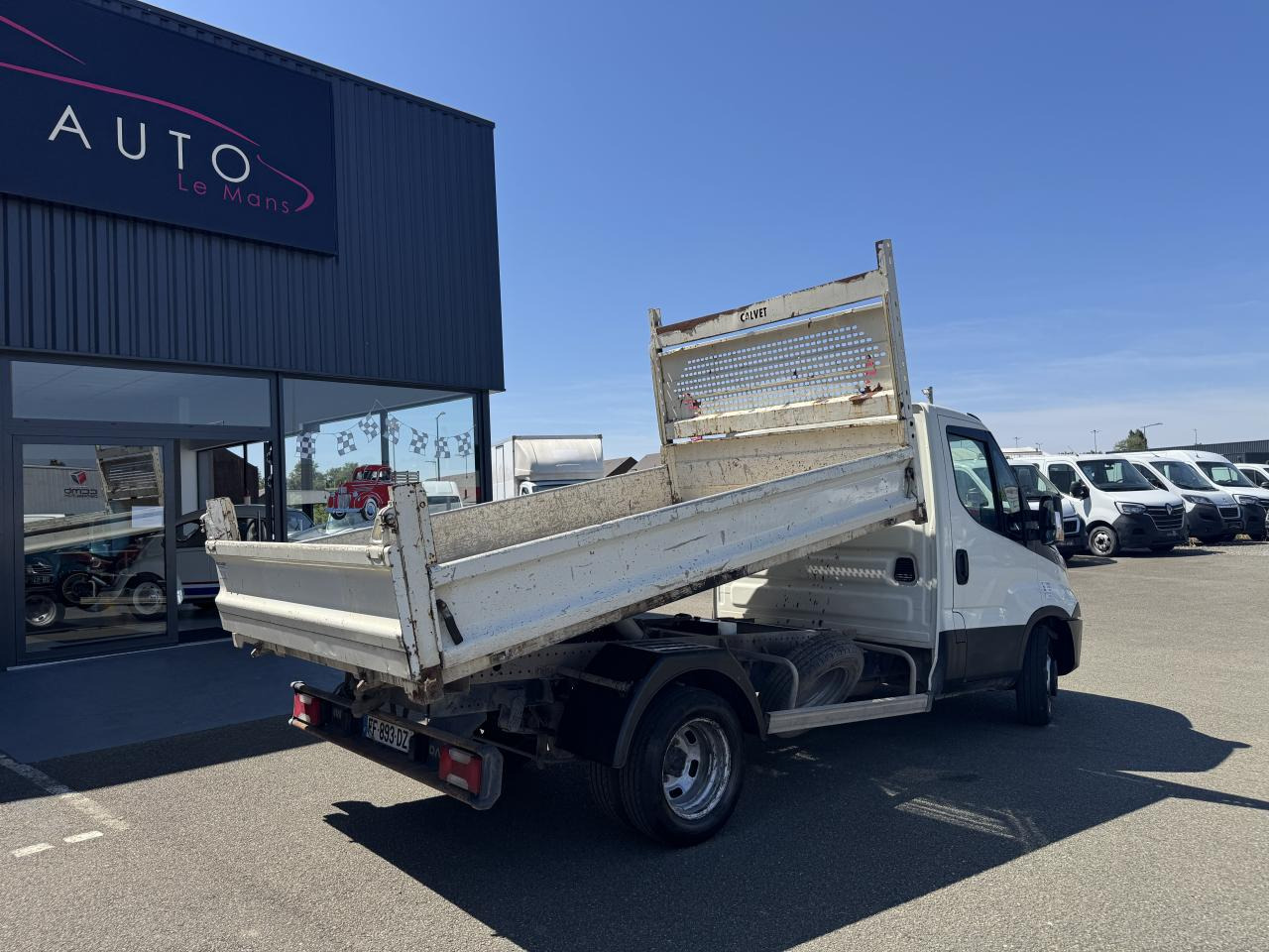 IVECO daily 35 C 12 BENNE RJ 2.3 120 CH - Mali kamion kiper: slika IVECO daily 35 C 12 BENNE RJ 2.3 120 CH - Mali kamion kiper IVECO daily 35 C 12 BENNE RJ 2.3 120 CH - Mali kamion kiper: slika IVECO daily 35 C 12 BENNE RJ 2.3 120 CH - Mali kamion kiper