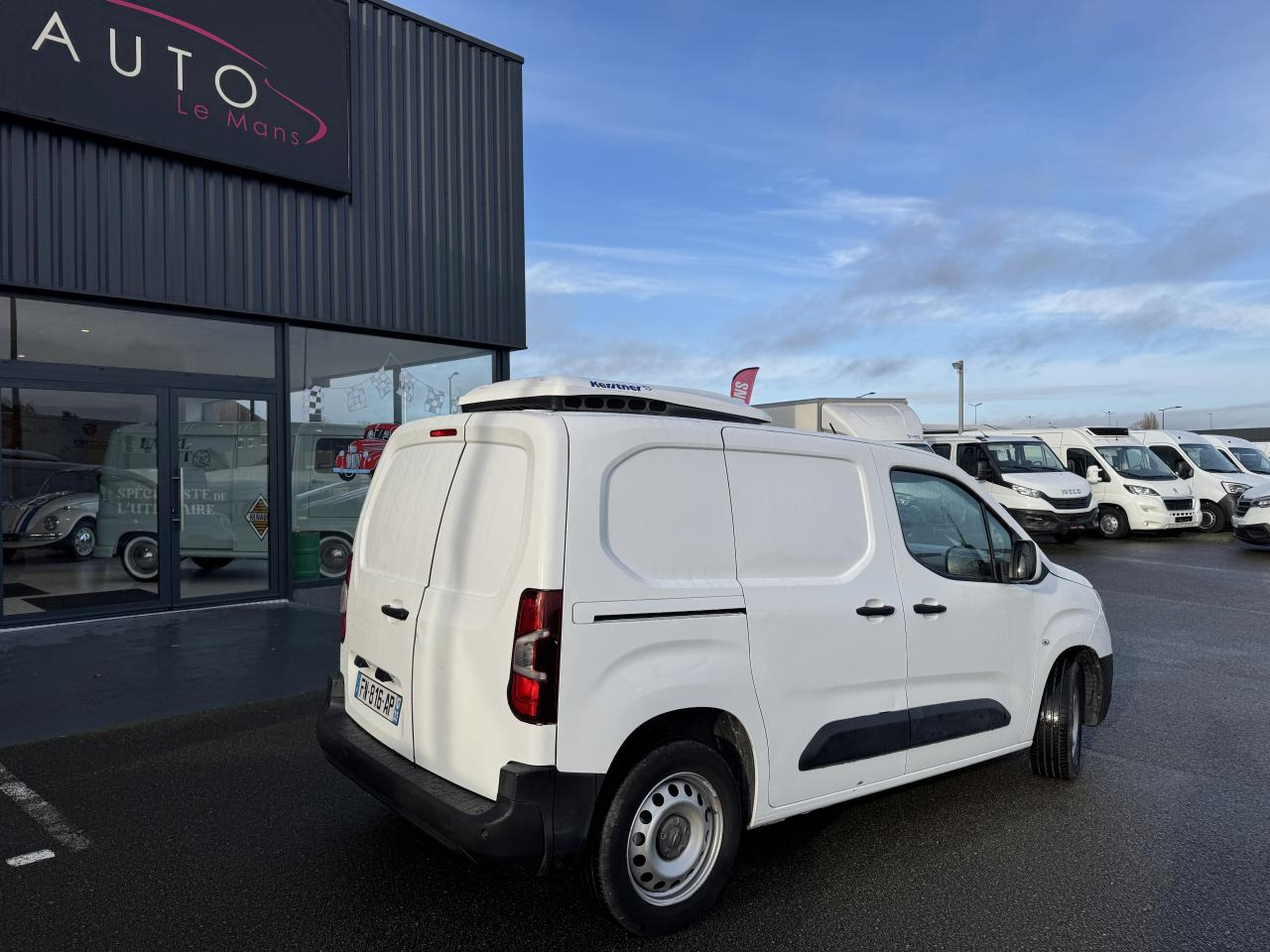 OPEL COMBO M 1.5 HDI 100CH FRIGORIFIQUE - Furgon: slika OPEL COMBO M 1.5 HDI 100CH FRIGORIFIQUE - Furgon OPEL COMBO M 1.5 HDI 100CH FRIGORIFIQUE - Furgon: slika OPEL COMBO M 1.5 HDI 100CH FRIGORIFIQUE - Furgon