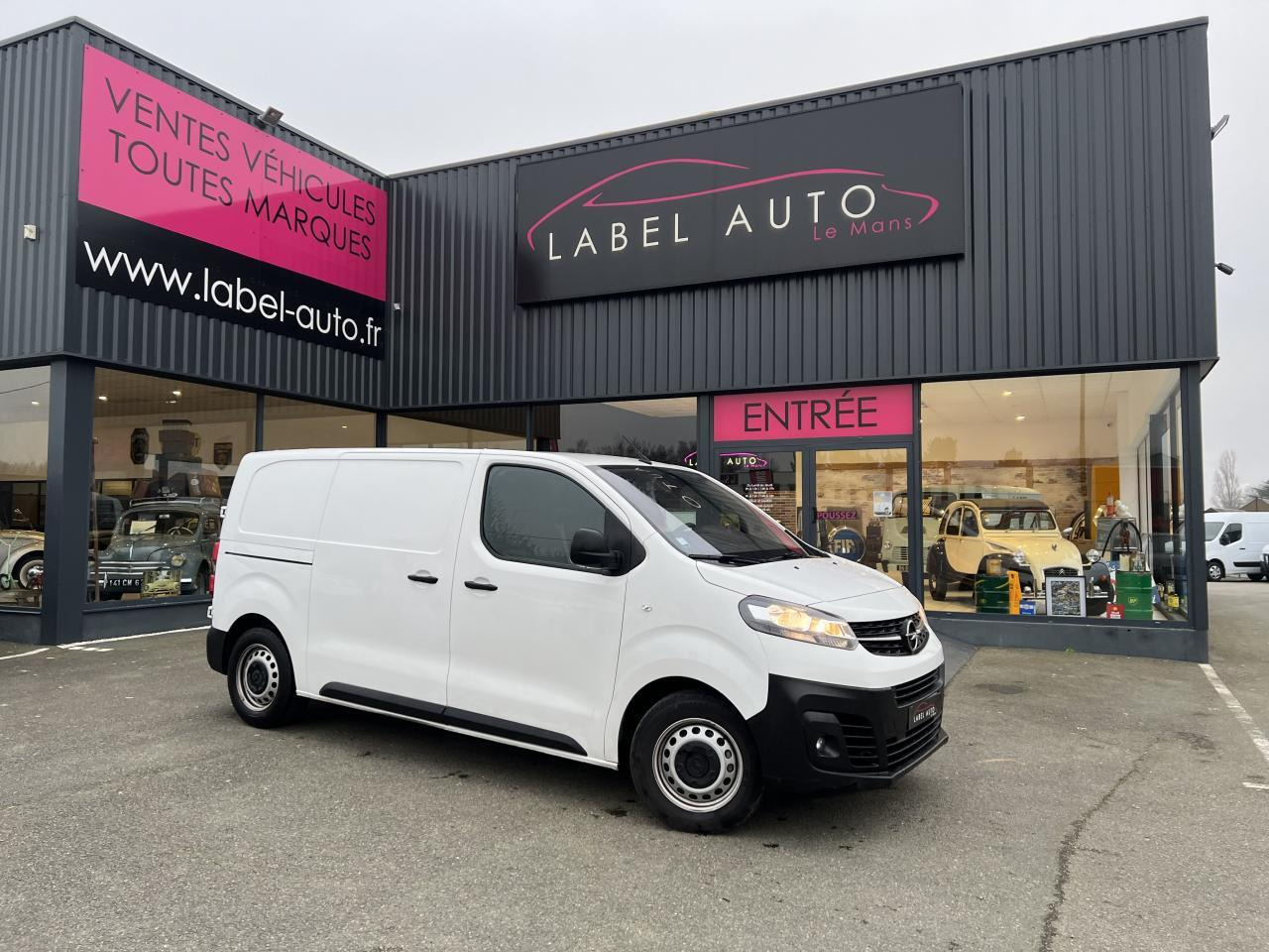 Opel Vivaro fourgon M 2.0 BLUEHDI 145CH EAT-8 PACK CLIM - Mali kombi: slika Opel Vivaro fourgon M 2.0 BLUEHDI 145CH EAT-8 PACK CLIM - Mali kombi Opel Vivaro fourgon M 2.0 BLUEHDI 145CH EAT-8 PACK CLIM - Mali kombi: slika Opel Vivaro fourgon M 2.0 BLUEHDI 145CH EAT-8 PACK CLIM - Mali kombi