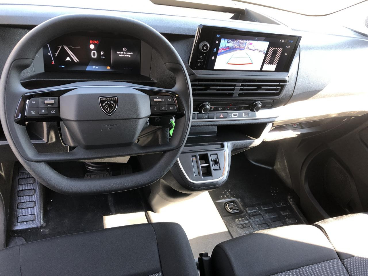 PEUGEOT Expert M 2.0 BlueHDi - 145 S&S - BV EAT8 III FOURGON Fourgon PHASE 2 - Furgon: slika PEUGEOT Expert M 2.0 BlueHDi - 145 S&S - BV EAT8 III FOURGON Fourgon PHASE 2 - Furgon PEUGEOT Expert M 2.0 BlueHDi - 145 S&S - BV EAT8 III FOURGON Fourgon PHASE 2 - Furgon: slika PEUGEOT Expert M 2.0 BlueHDi - 145 S&S - BV EAT8 III FOURGON Fourgon PHASE 2 - Furgon