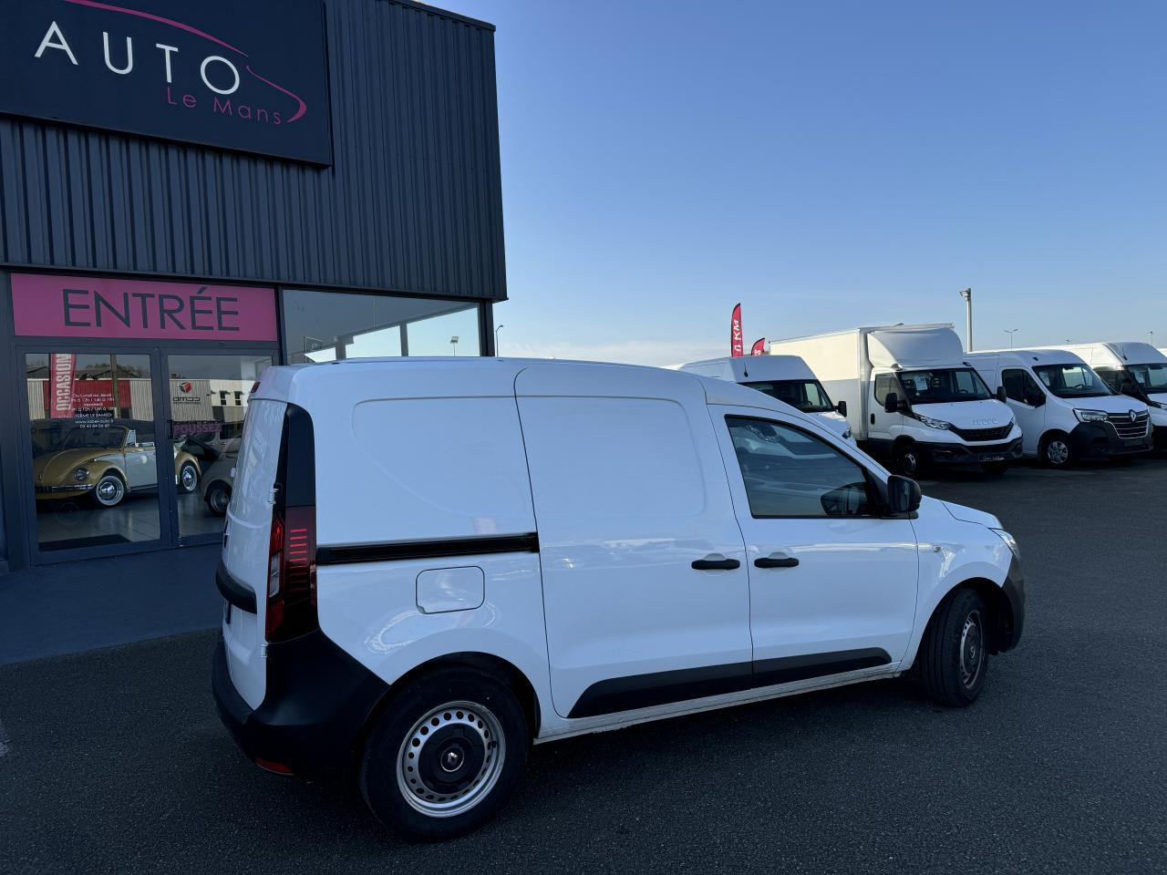 RENAULT EXPRESS 1.5 DCI 75CH CONFORT - Furgon: slika RENAULT EXPRESS 1.5 DCI 75CH CONFORT - Furgon RENAULT EXPRESS 1.5 DCI 75CH CONFORT - Furgon: slika RENAULT EXPRESS 1.5 DCI 75CH CONFORT - Furgon