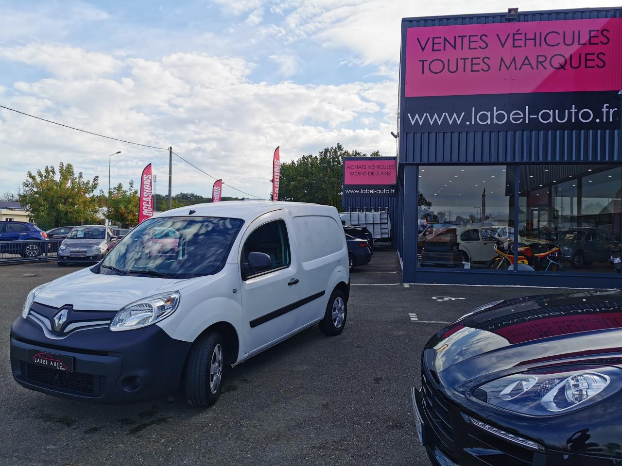 RENAULT Kangoo L1 1.5 Energy dCi - 80 II EXPRESS FOURGON Générique PHASE 2 - Furgon: slika RENAULT Kangoo L1 1.5 Energy dCi - 80 II EXPRESS FOURGON Générique PHASE 2 - Furgon RENAULT Kangoo L1 1.5 Energy dCi - 80 II EXPRESS FOURGON Générique PHASE 2 - Furgon: slika RENAULT Kangoo L1 1.5 Energy dCi - 80 II EXPRESS FOURGON Générique PHASE 2 - Furgon