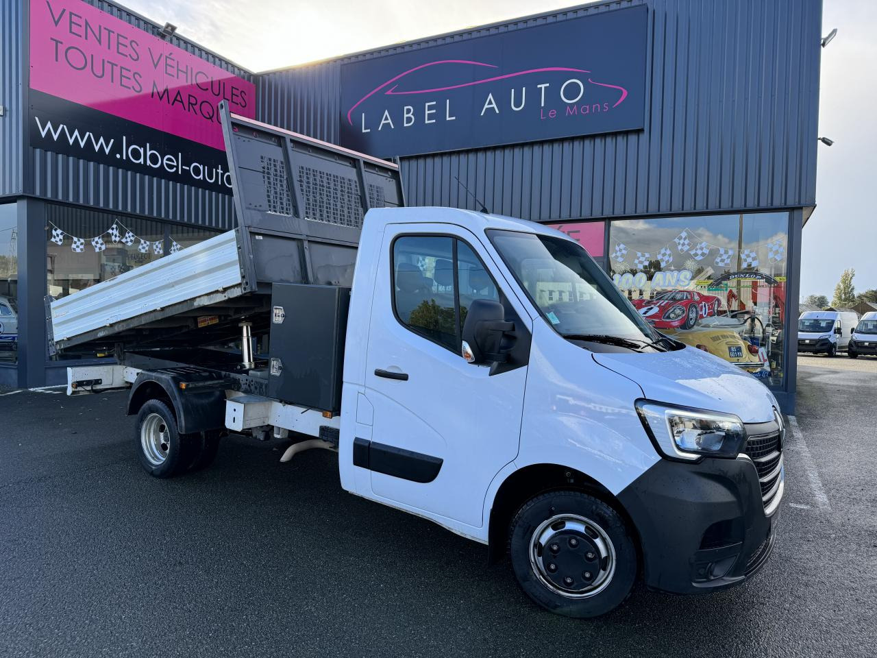 RENAULT MASTER 3T5 BENNE COFFRE RJ 2.3 DCI 145CH PROPULSION - Mali kamion kiper: slika RENAULT MASTER 3T5 BENNE COFFRE RJ 2.3 DCI 145CH PROPULSION - Mali kamion kiper RENAULT MASTER 3T5 BENNE COFFRE RJ 2.3 DCI 145CH PROPULSION - Mali kamion kiper: slika RENAULT MASTER 3T5 BENNE COFFRE RJ 2.3 DCI 145CH PROPULSION - Mali kamion kiper