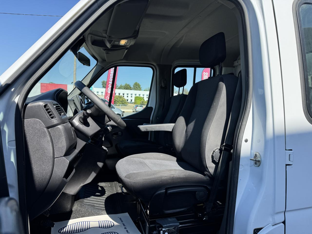 RENAULT MASTER 3T5 BENNE + COFFRE RJ DOUBLE CABINE 6 PL 2.3 DCI 130 CH CONFORT - Mali kamion kiper: slika RENAULT MASTER 3T5 BENNE + COFFRE RJ DOUBLE CABINE 6 PL 2.3 DCI 130 CH CONFORT - Mali kamion kiper RENAULT MASTER 3T5 BENNE + COFFRE RJ DOUBLE CABINE 6 PL 2.3 DCI 130 CH CONFORT - Mali kamion kiper: slika RENAULT MASTER 3T5 BENNE + COFFRE RJ DOUBLE CABINE 6 PL 2.3 DCI 130 CH CONFORT - Mali kamion kiper