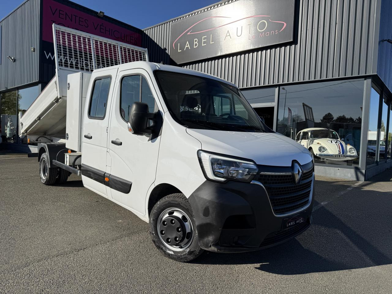RENAULT MASTER 3T5 BENNE + COFFRE RJ DOUBLE CABINE 6 PL 2.3 DCI 130 CH CONFORT - Mali kamion kiper: slika RENAULT MASTER 3T5 BENNE + COFFRE RJ DOUBLE CABINE 6 PL 2.3 DCI 130 CH CONFORT - Mali kamion kiper RENAULT MASTER 3T5 BENNE + COFFRE RJ DOUBLE CABINE 6 PL 2.3 DCI 130 CH CONFORT - Mali kamion kiper: slika RENAULT MASTER 3T5 BENNE + COFFRE RJ DOUBLE CABINE 6 PL 2.3 DCI 130 CH CONFORT - Mali kamion kiper