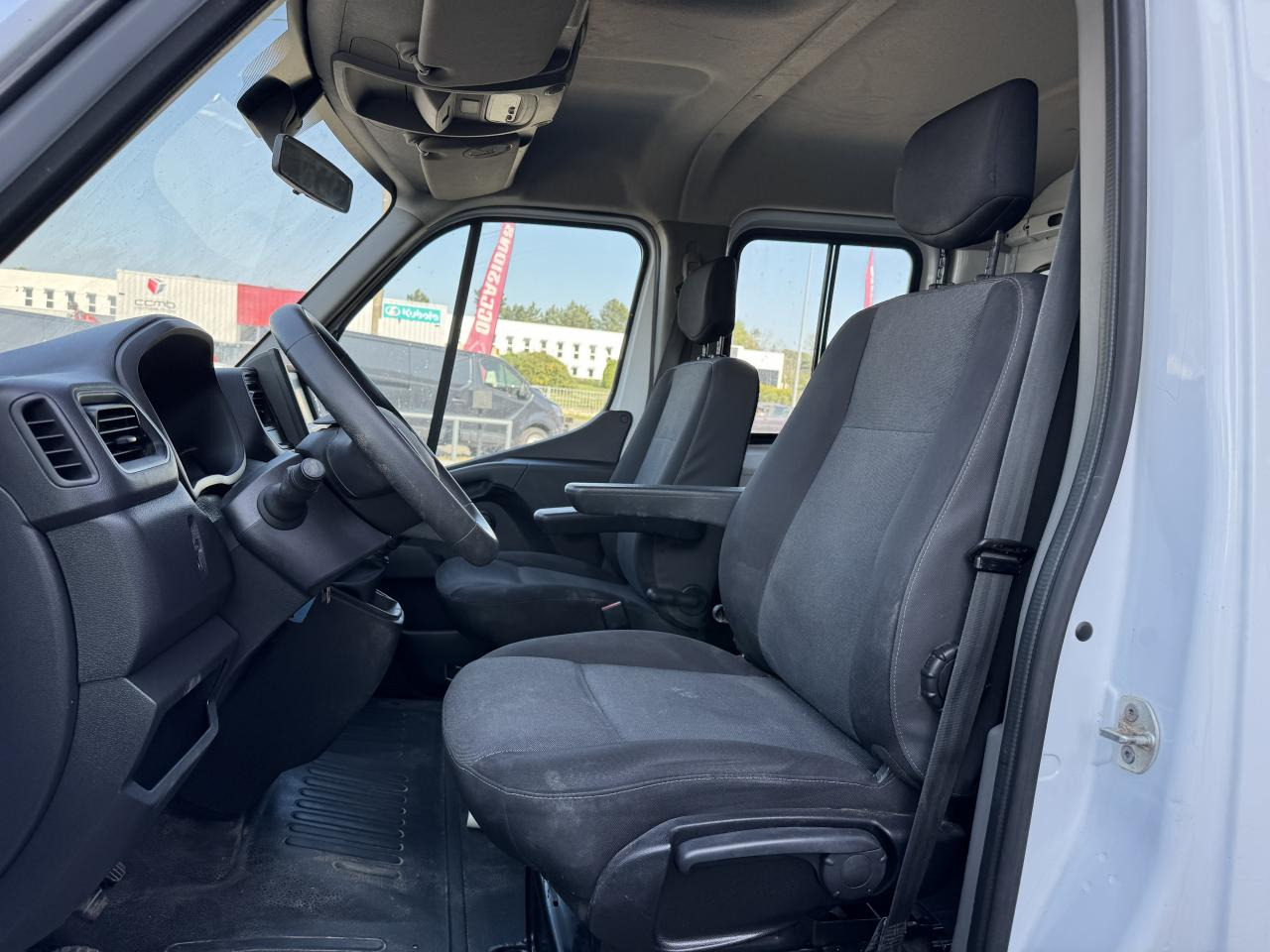 RENAULT MASTER 3T5 BENNE + COFFRE RJ DOUBLE CABINE 6 PL 2.3 DCI 130 CH CONFORT - Mali kamion kiper: slika RENAULT MASTER 3T5 BENNE + COFFRE RJ DOUBLE CABINE 6 PL 2.3 DCI 130 CH CONFORT - Mali kamion kiper RENAULT MASTER 3T5 BENNE + COFFRE RJ DOUBLE CABINE 6 PL 2.3 DCI 130 CH CONFORT - Mali kamion kiper: slika RENAULT MASTER 3T5 BENNE + COFFRE RJ DOUBLE CABINE 6 PL 2.3 DCI 130 CH CONFORT - Mali kamion kiper