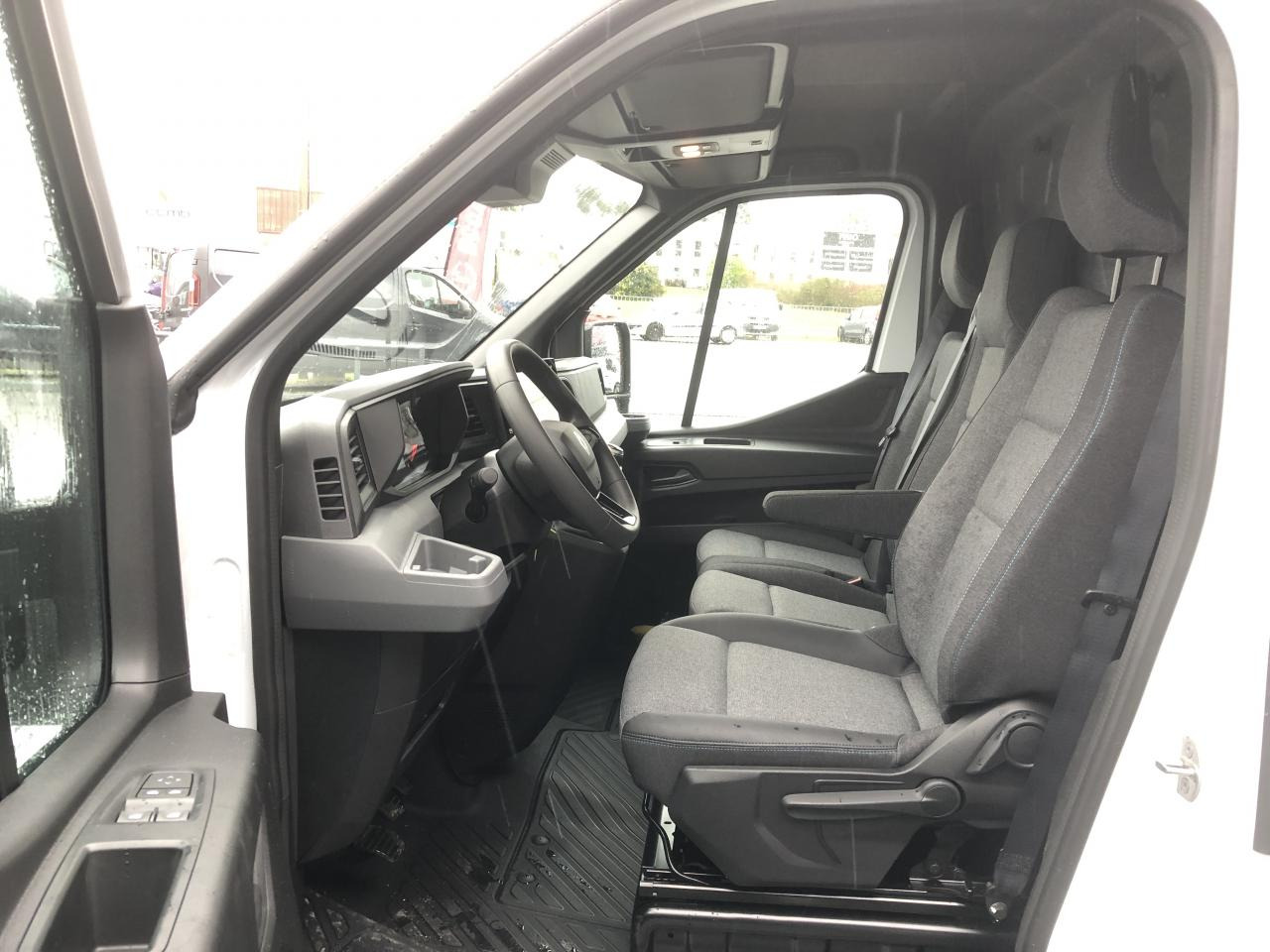 RENAULT MASTER EXTRA 3T5 L2H2 2.0 BLUE DCI 150 CH TRACTION - Furgon: slika RENAULT MASTER EXTRA 3T5 L2H2 2.0 BLUE DCI 150 CH TRACTION - Furgon RENAULT MASTER EXTRA 3T5 L2H2 2.0 BLUE DCI 150 CH TRACTION - Furgon: slika RENAULT MASTER EXTRA 3T5 L2H2 2.0 BLUE DCI 150 CH TRACTION - Furgon