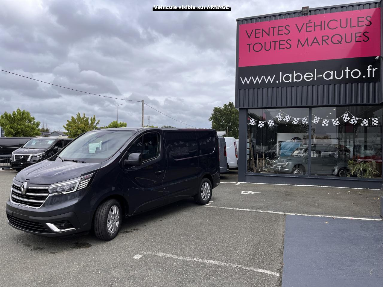 Novi Furgon RENAULT Trafic L1H1 2800 Kg 2.0 Blue dCi - 150 - BVA 2025  III FOURGON Fourgon Advance L1H1 PHASE 3: slika Novi Furgon RENAULT Trafic L1H1 2800 Kg 2.0 Blue dCi - 150 - BVA 2025  III FOURGON Fourgon Advance L1H1 PHASE 3