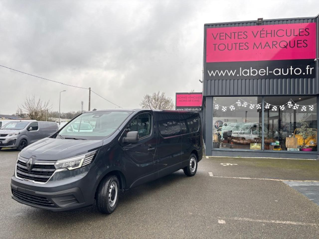 Novi Furgon RENAULT Trafic L2H1 3000 Kg 2.0 Blue dCi - 150 2024  III FOURGON Fourgon Advance L2H1 PHASE 3: slika Novi Furgon RENAULT Trafic L2H1 3000 Kg 2.0 Blue dCi - 150 2024  III FOURGON Fourgon Advance L2H1 PHASE 3