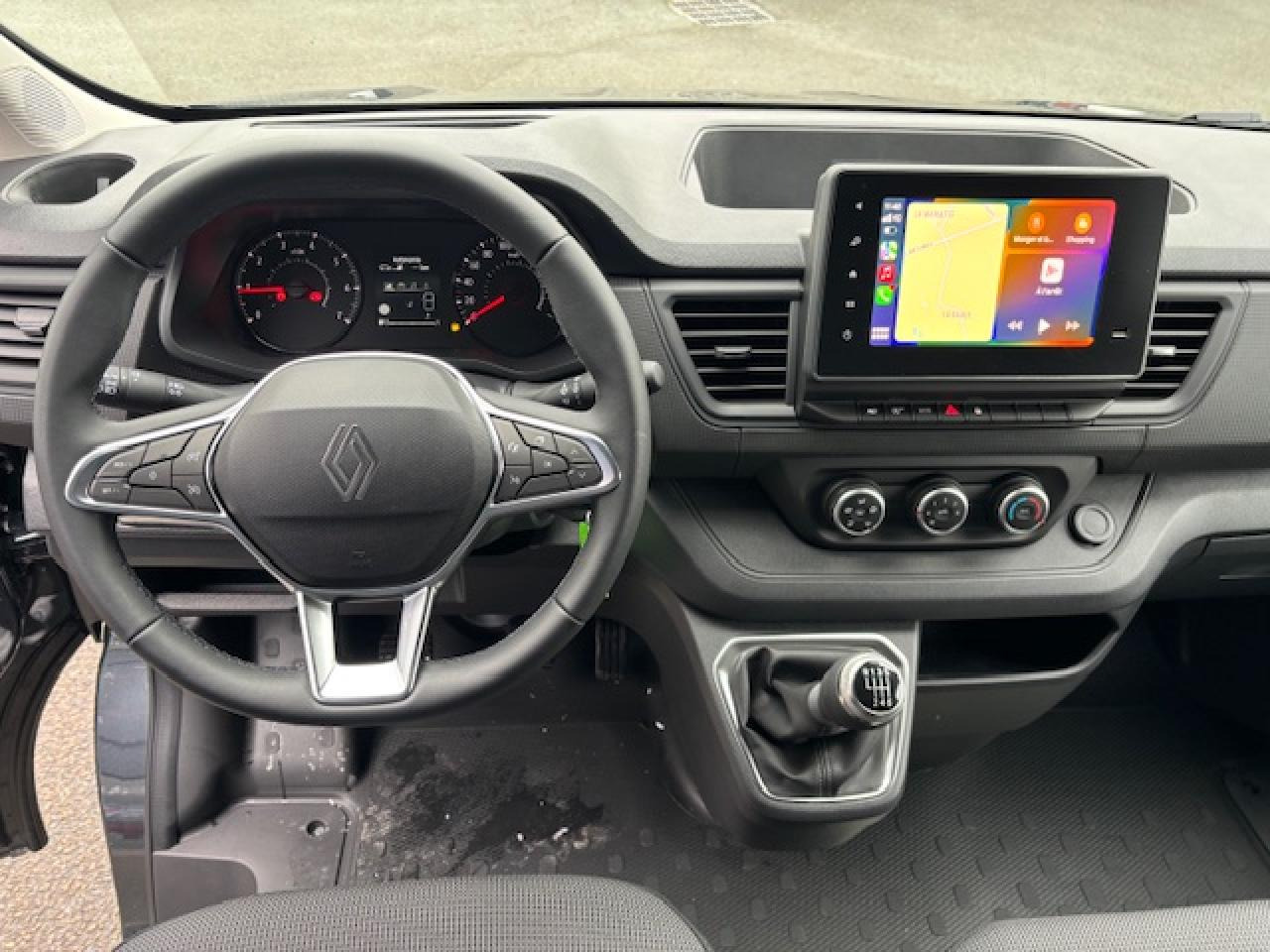 RENAULT Trafic L2H1 3000 Kg 2.0 Blue dCi - 150 2024 III FOURGON Fourgon Advance L2H1 PHASE 3 - Furgon: slika RENAULT Trafic L2H1 3000 Kg 2.0 Blue dCi - 150 2024 III FOURGON Fourgon Advance L2H1 PHASE 3 - Furgon RENAULT Trafic L2H1 3000 Kg 2.0 Blue dCi - 150 2024 III FOURGON Fourgon Advance L2H1 PHASE 3 - Furgon: slika RENAULT Trafic L2H1 3000 Kg 2.0 Blue dCi - 150 2024 III FOURGON Fourgon Advance L2H1 PHASE 3 - Furgon