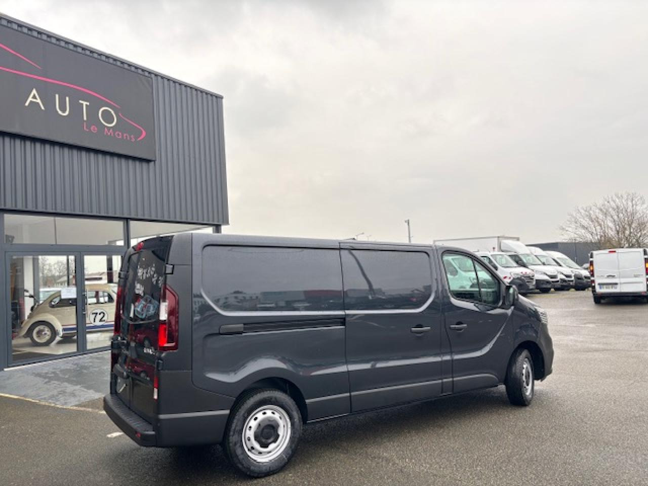 Novi Furgon RENAULT Trafic L2H1 3000 Kg 2.0 Blue dCi - 150 2024  III FOURGON Fourgon Advance L2H1 PHASE 3: slika Novi Furgon RENAULT Trafic L2H1 3000 Kg 2.0 Blue dCi - 150 2024  III FOURGON Fourgon Advance L2H1 PHASE 3