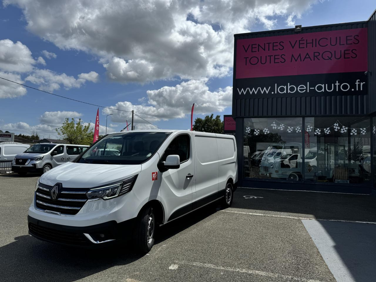 RENAULT Trafic L2H1 3000 Kg 2.0 Blue dCi - 170 2024 III FOURGON Fourgon Advance L2H1 PHASE 3 - Furgon: slika RENAULT Trafic L2H1 3000 Kg 2.0 Blue dCi - 170 2024 III FOURGON Fourgon Advance L2H1 PHASE 3 - Furgon RENAULT Trafic L2H1 3000 Kg 2.0 Blue dCi - 170 2024 III FOURGON Fourgon Advance L2H1 PHASE 3 - Furgon: slika RENAULT Trafic L2H1 3000 Kg 2.0 Blue dCi - 170 2024 III FOURGON Fourgon Advance L2H1 PHASE 3 - Furgon