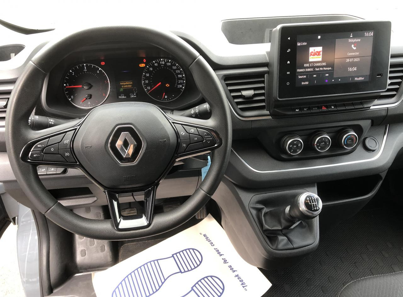 RENAULT trafic L1H1 2T8 2.0 BLUE DCI 130CH GRAND CONFORT KIT BOIS - Furgon: slika RENAULT trafic L1H1 2T8 2.0 BLUE DCI 130CH GRAND CONFORT KIT BOIS - Furgon RENAULT trafic L1H1 2T8 2.0 BLUE DCI 130CH GRAND CONFORT KIT BOIS - Furgon: slika RENAULT trafic L1H1 2T8 2.0 BLUE DCI 130CH GRAND CONFORT KIT BOIS - Furgon