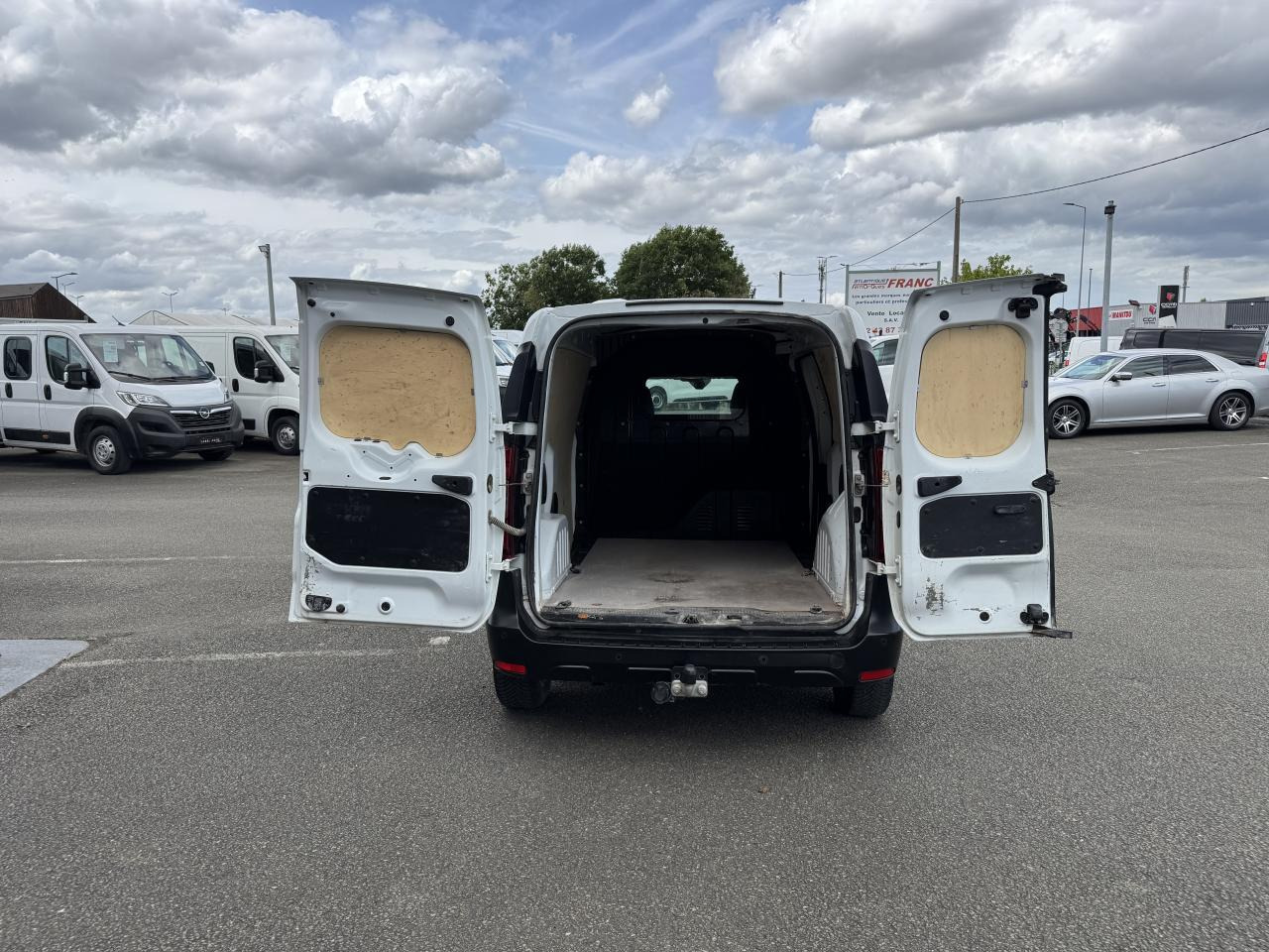Renault Express 1.5 BLUE DCI 95CH CONFORT 22 - Mali kombi: slika Renault Express 1.5 BLUE DCI 95CH CONFORT 22 - Mali kombi Renault Express 1.5 BLUE DCI 95CH CONFORT 22 - Mali kombi: slika Renault Express 1.5 BLUE DCI 95CH CONFORT 22 - Mali kombi