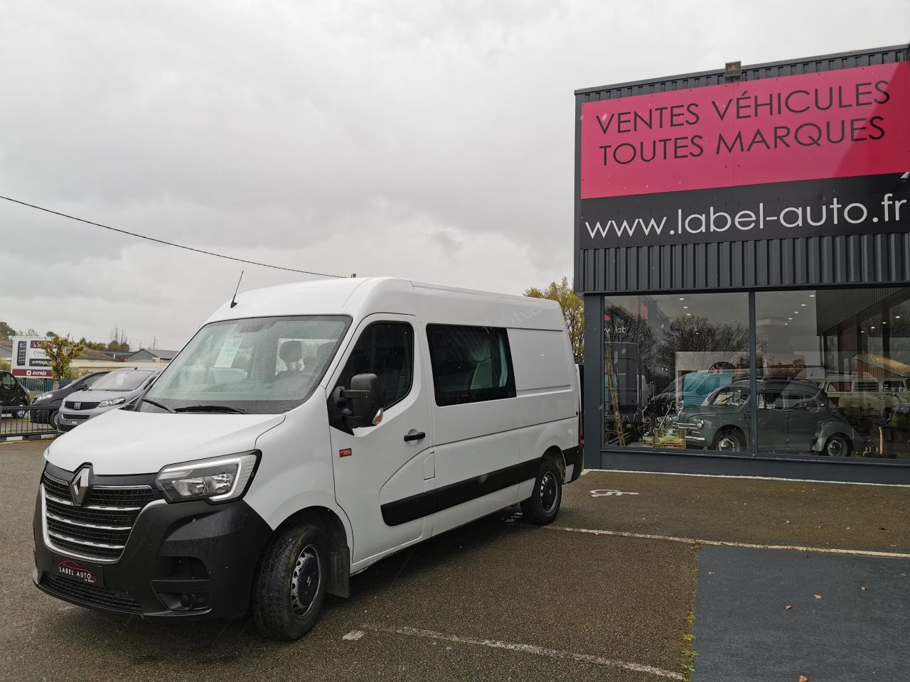 Renault Master 7 PLACES Confort F3300 L2H2 2.3 dCi - 135 III CABINE APPROFONDIE Cabine approfondie L2H2 Tra - Dostavno vozilo s dvostrukom kabinom: slika Renault Master 7 PLACES Confort F3300 L2H2 2.3 dCi - 135 III CABINE APPROFONDIE Cabine approfondie L2H2 Tra - Dostavno vozilo s dvostrukom kabinom Renault Master 7 PLACES Confort F3300 L2H2 2.3 dCi - 135 III CABINE APPROFONDIE Cabine approfondie L2H2 Tra - Dostavno vozilo s dvostrukom kabinom: slika Renault Master 7 PLACES Confort F3300 L2H2 2.3 dCi - 135 III CABINE APPROFONDIE Cabine approfondie L2H2 Tra - Dostavno vozilo s dvostrukom kabinom