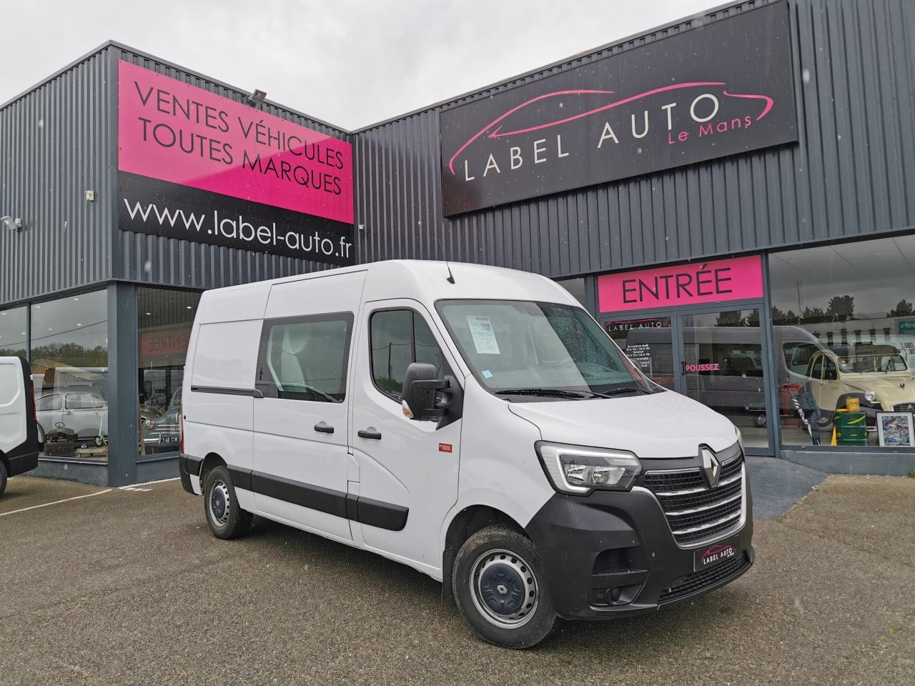 Renault Master 7 PLACES Confort F3300 L2H2 2.3 dCi - 135 III CABINE APPROFONDIE Cabine approfondie L2H2 Tra - Dostavno vozilo s dvostrukom kabinom: slika Renault Master 7 PLACES Confort F3300 L2H2 2.3 dCi - 135 III CABINE APPROFONDIE Cabine approfondie L2H2 Tra - Dostavno vozilo s dvostrukom kabinom Renault Master 7 PLACES Confort F3300 L2H2 2.3 dCi - 135 III CABINE APPROFONDIE Cabine approfondie L2H2 Tra - Dostavno vozilo s dvostrukom kabinom: slika Renault Master 7 PLACES Confort F3300 L2H2 2.3 dCi - 135 III CABINE APPROFONDIE Cabine approfondie L2H2 Tra - Dostavno vozilo s dvostrukom kabinom