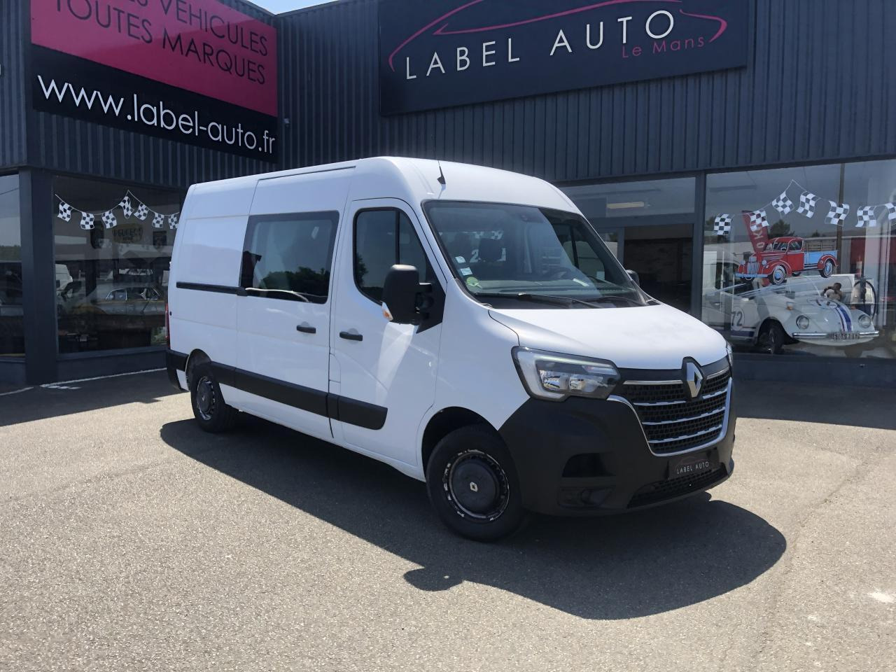 Renault Master F3300 L2H2 2.3 DCI 135CH CABINE APPROFONDIE CONFORT 7 PLACES - Dostavno vozilo s dvostrukom kabinom: slika Renault Master F3300 L2H2 2.3 DCI 135CH CABINE APPROFONDIE CONFORT 7 PLACES - Dostavno vozilo s dvostrukom kabinom Renault Master F3300 L2H2 2.3 DCI 135CH CABINE APPROFONDIE CONFORT 7 PLACES - Dostavno vozilo s dvostrukom kabinom: slika Renault Master F3300 L2H2 2.3 DCI 135CH CABINE APPROFONDIE CONFORT 7 PLACES - Dostavno vozilo s dvostrukom kabinom