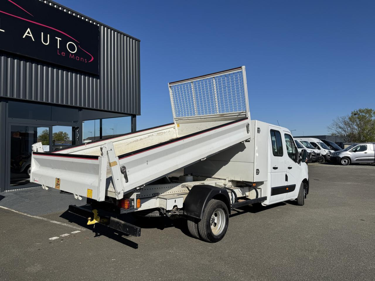 Renault Master combi RENAULT 3T5 BENNE + COFFRE RJ DOUBLE CABINE 6 PL 2.3 DCI 130 CH CONFORT + GPS + REGUL + CLIM - Mali kamion kiper: slika Renault Master combi RENAULT 3T5 BENNE + COFFRE RJ DOUBLE CABINE 6 PL 2.3 DCI 130 CH CONFORT + GPS + REGUL + CLIM - Mali kamion kiper Renault Master combi RENAULT 3T5 BENNE + COFFRE RJ DOUBLE CABINE 6 PL 2.3 DCI 130 CH CONFORT + GPS + REGUL + CLIM - Mali kamion kiper: slika Renault Master combi RENAULT 3T5 BENNE + COFFRE RJ DOUBLE CABINE 6 PL 2.3 DCI 130 CH CONFORT + GPS + REGUL + CLIM - Mali kamion kiper