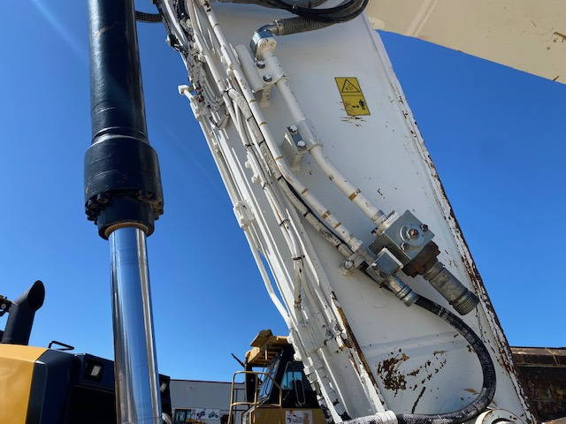 Bager gusjeničar CATERPILLAR 330 F: slika Bager gusjeničar CATERPILLAR 330 F Bager gusjeničar CATERPILLAR 330 F: slika Bager gusjeničar CATERPILLAR 330 F