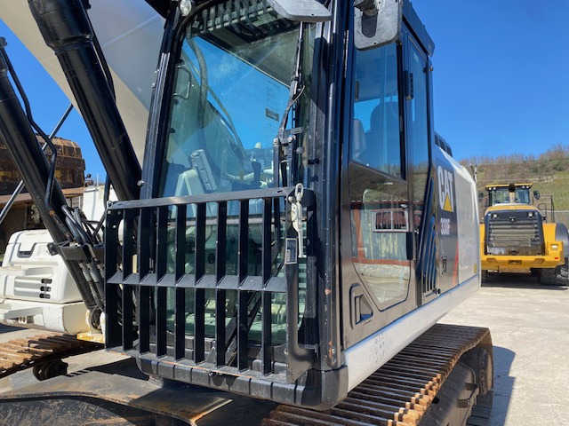 Bager gusjeničar CATERPILLAR 330 F: slika Bager gusjeničar CATERPILLAR 330 F Bager gusjeničar CATERPILLAR 330 F: slika Bager gusjeničar CATERPILLAR 330 F