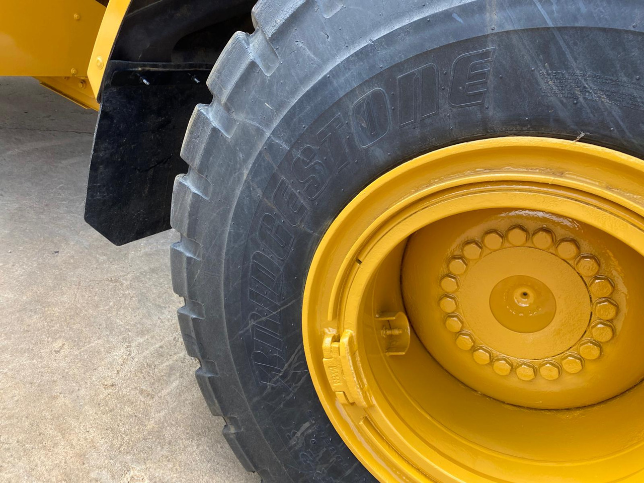 Utovarivač na kotačima CATERPILLAR 950 M: slika Utovarivač na kotačima CATERPILLAR 950 M Utovarivač na kotačima CATERPILLAR 950 M: slika Utovarivač na kotačima CATERPILLAR 950 M