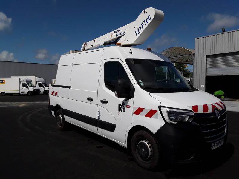 MASTER 130.35 FG L2H2 NACELLE - Podizna platforma montirana na kamion: slika MASTER 130.35 FG L2H2 NACELLE - Podizna platforma montirana na kamion MASTER 130.35 FG L2H2 NACELLE - Podizna platforma montirana na kamion: slika MASTER 130.35 FG L2H2 NACELLE - Podizna platforma montirana na kamion