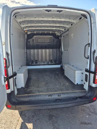 Opel Movano Fourgon L1H1 F3300 135 cv Bi-turbo - Mali kombi: slika Opel Movano Fourgon L1H1 F3300 135 cv Bi-turbo - Mali kombi Opel Movano Fourgon L1H1 F3300 135 cv Bi-turbo - Mali kombi: slika Opel Movano Fourgon L1H1 F3300 135 cv Bi-turbo - Mali kombi